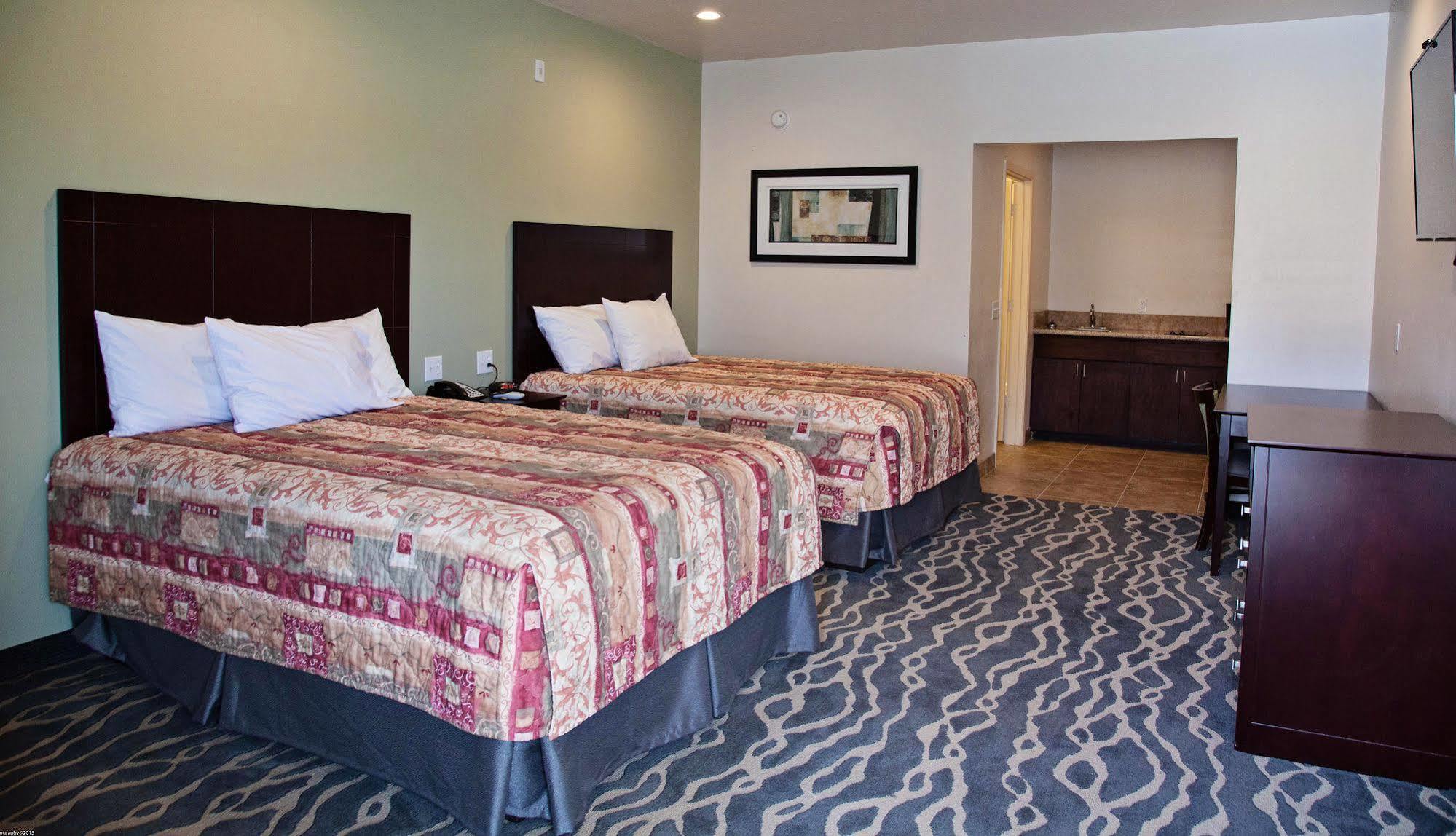 Big Lake Inn And Suites Extérieur photo