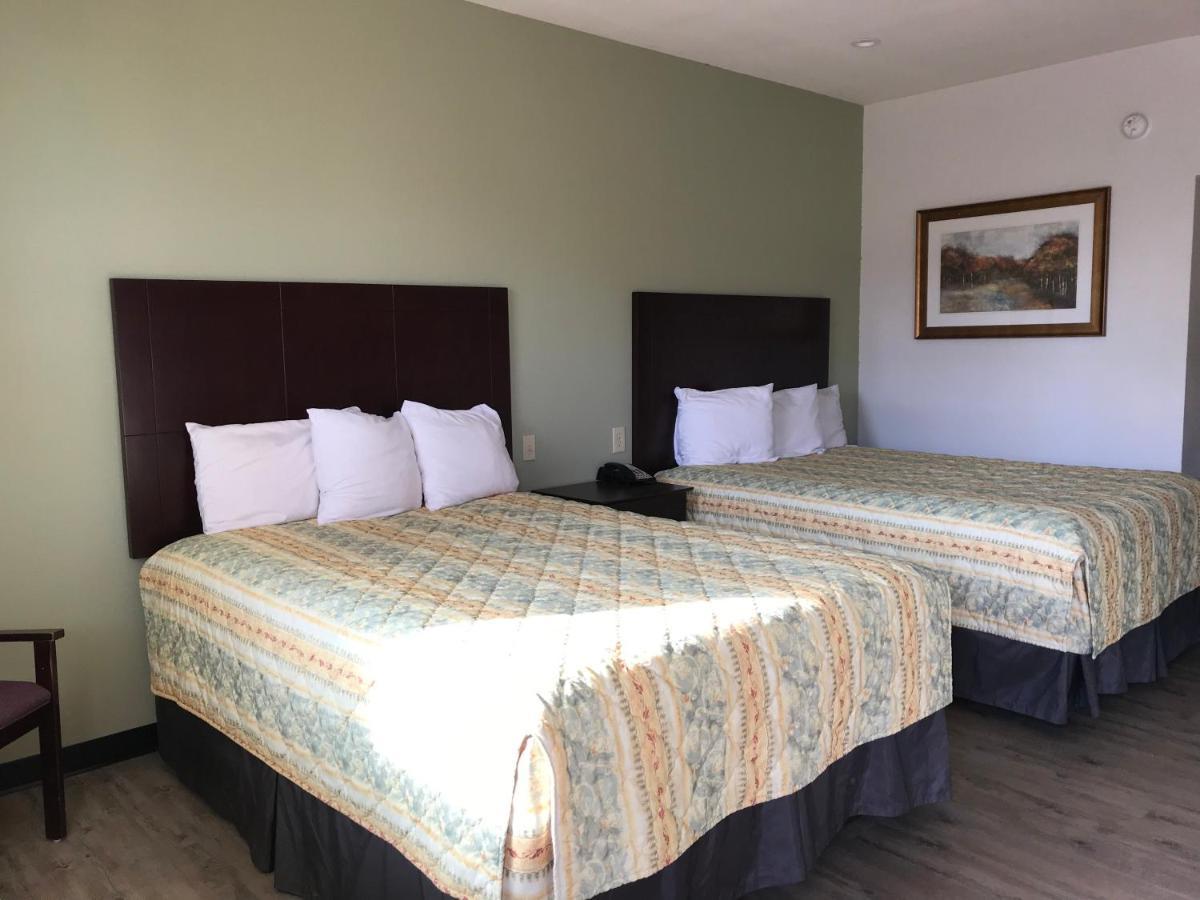 Big Lake Inn And Suites Extérieur photo