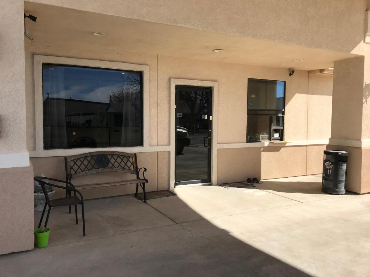 Big Lake Inn And Suites Extérieur photo